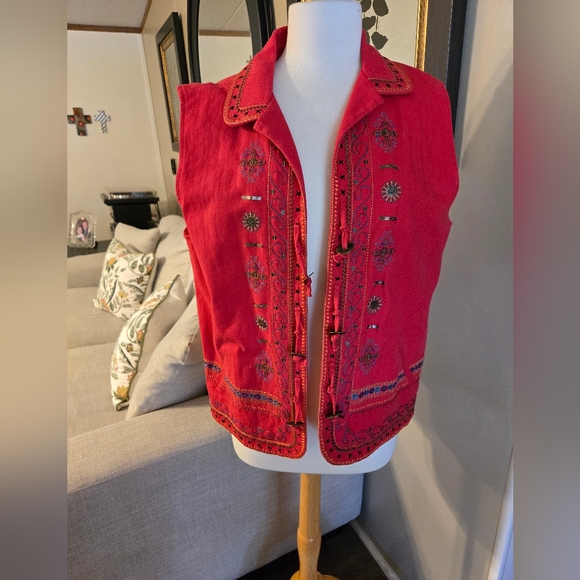 Jackets & Blazers - GRAFF Embroidered Red Women's Vest
